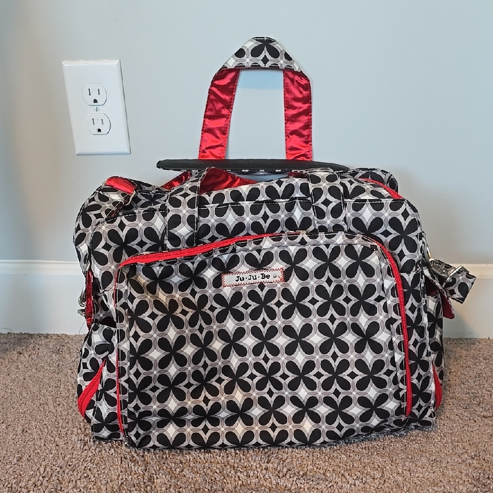 Ju-Ju-Be Black and Red Mesh Tote